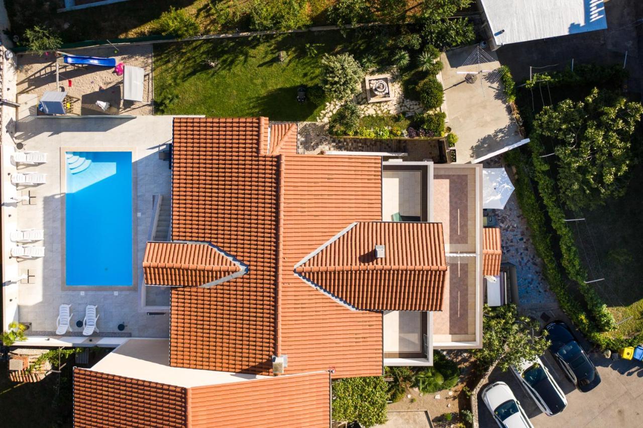 Apartment House Lijan Крк Экстерьер фото