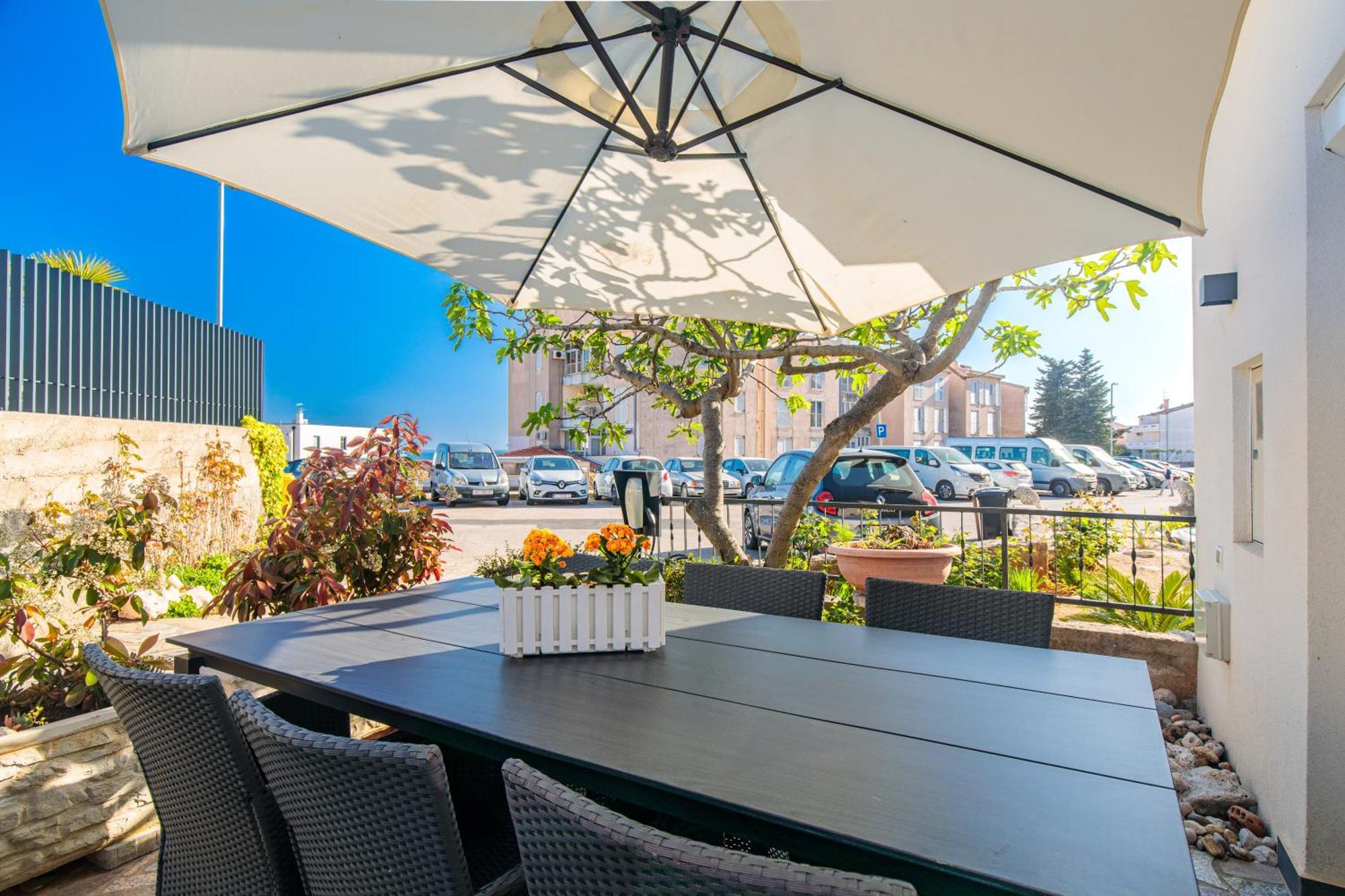Apartment House Lijan Крк Экстерьер фото